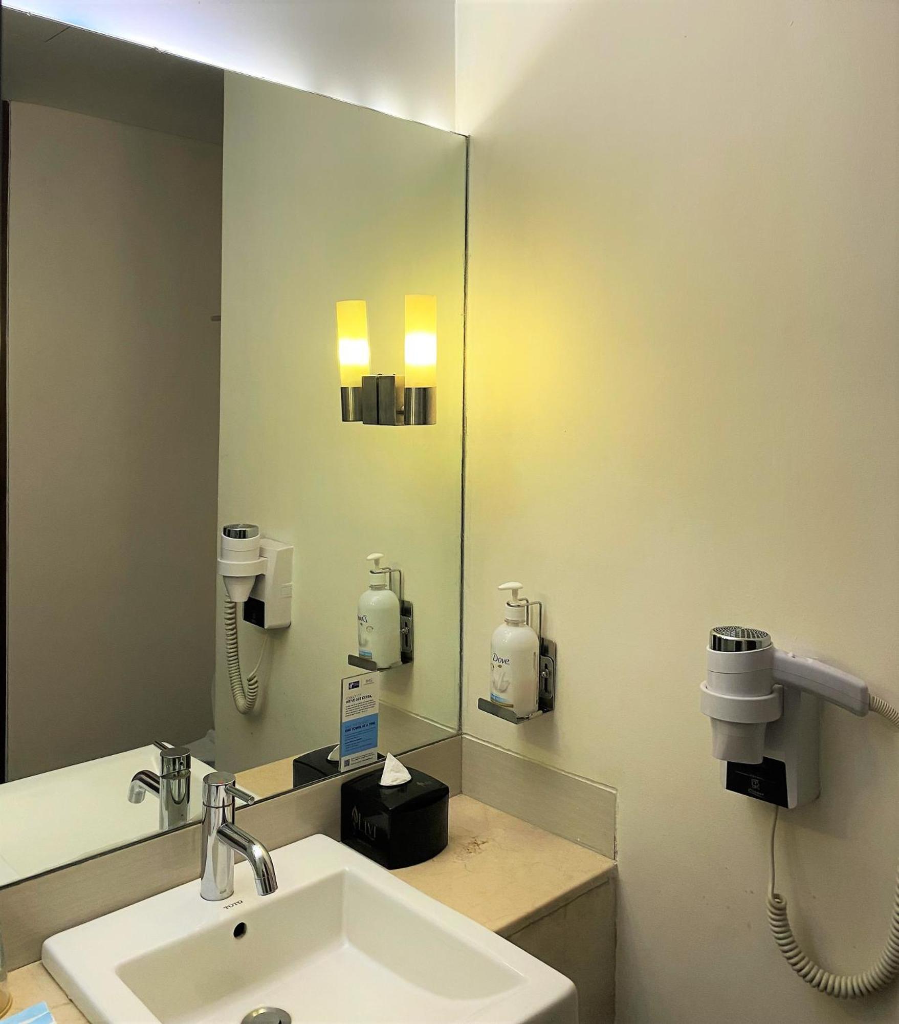 Express Pluit Citygate By Ihg Hotel